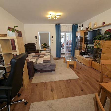 Direkt Im Stadt-Zentrum, Beim Metzger Einchecken! Appartement Mülheim-Kärlich Buitenkant foto